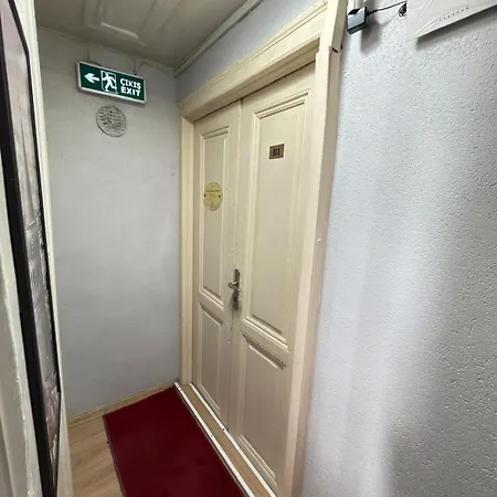 Отель Grey House B Block *